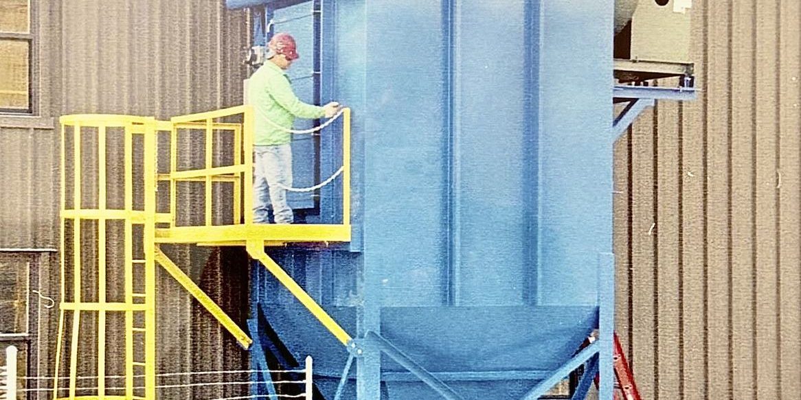 cpef-baghouse-blue-worker